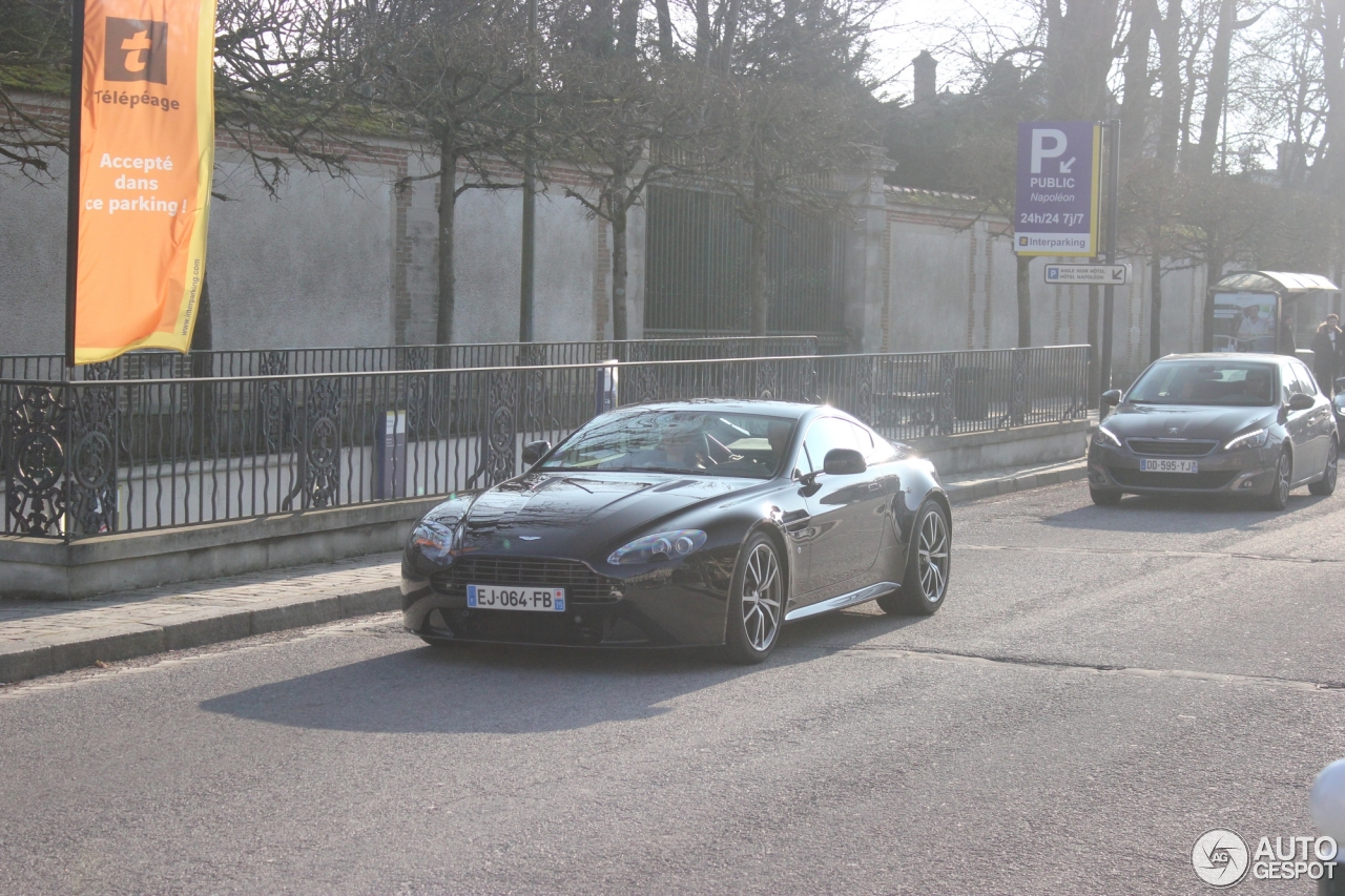 Aston Martin V8 Vantage S