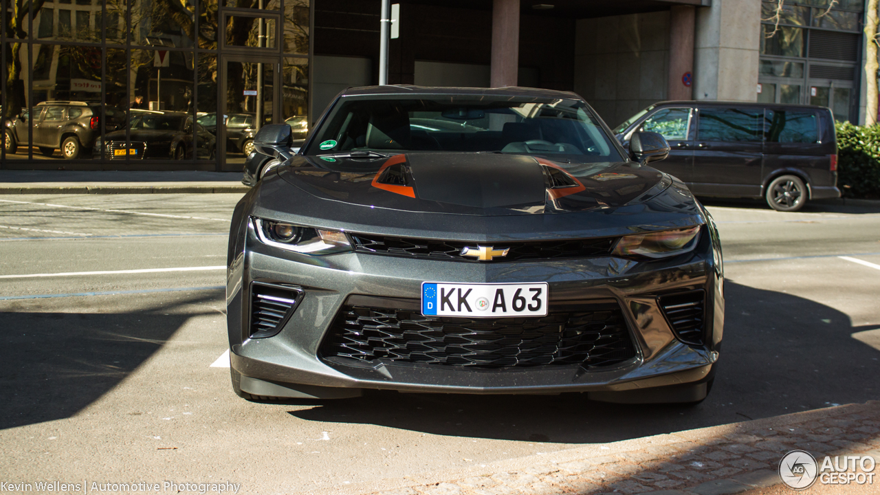 Chevrolet Camaro SS 2016 50th Anniversary