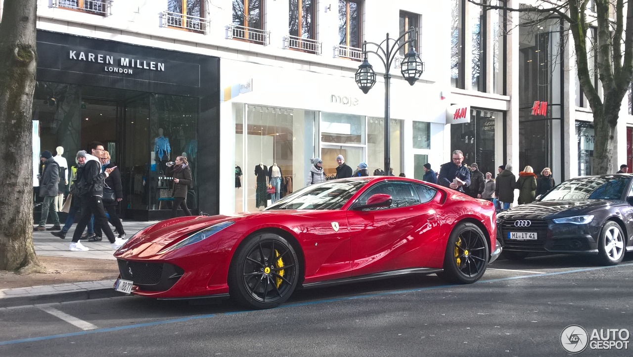 Ferrari 812 Superfast