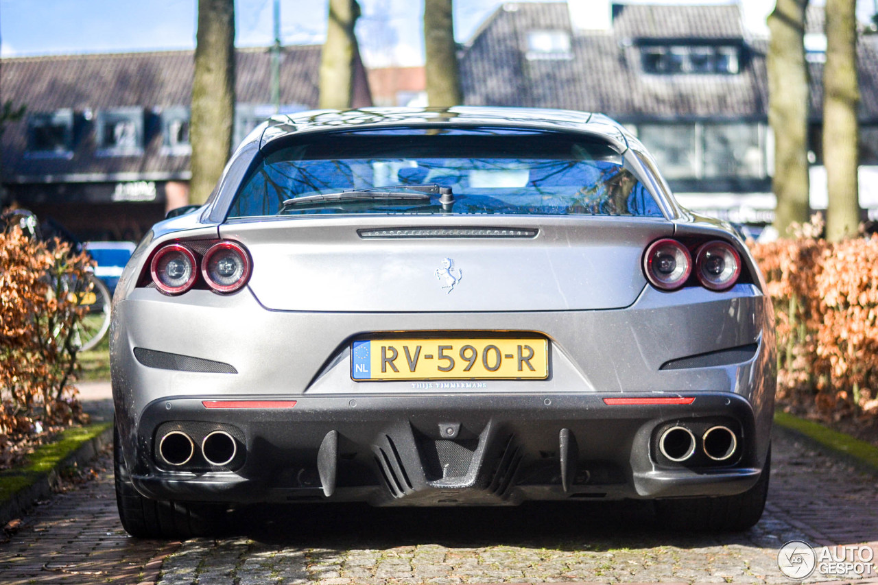 Ferrari GTC4Lusso