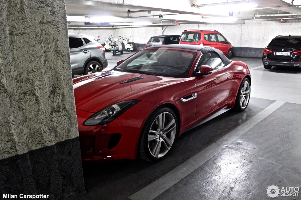 Jaguar F-TYPE S V8 Convertible