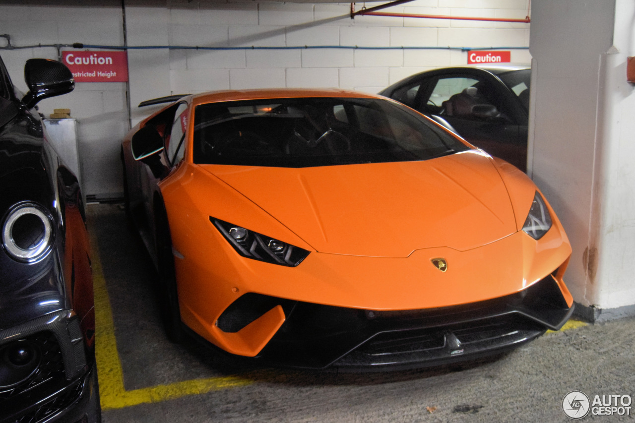 Lamborghini Huracán LP640-4 Performante