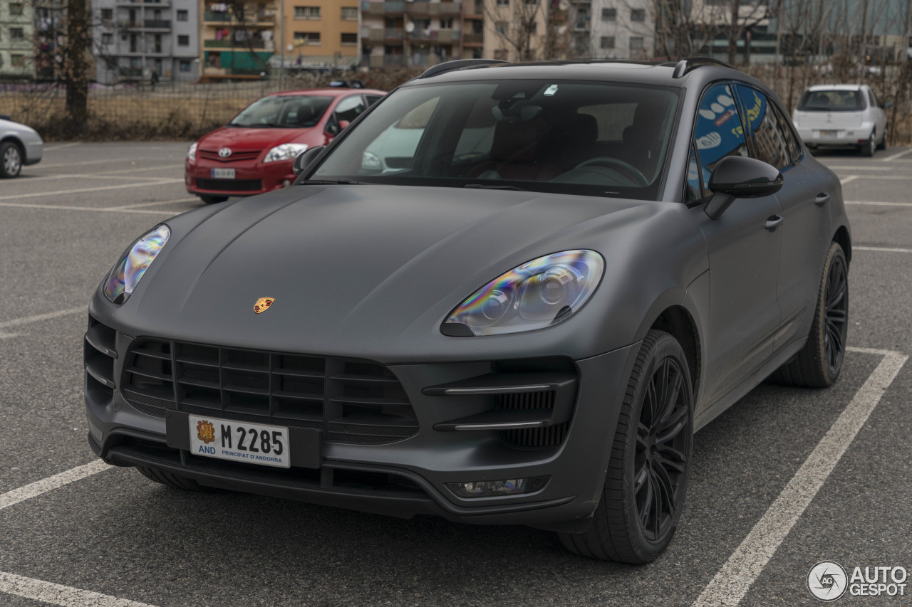 Porsche 95B Macan Turbo