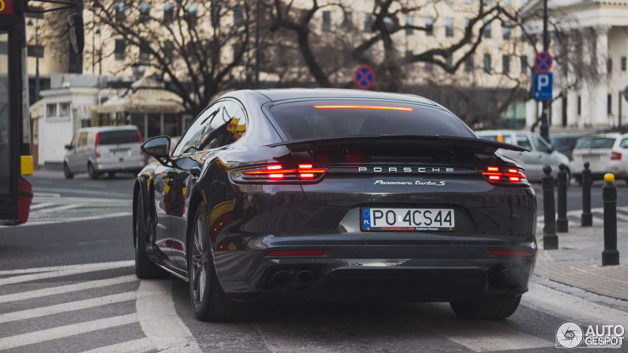 Porsche 971 Panamera Turbo S E-Hybrid