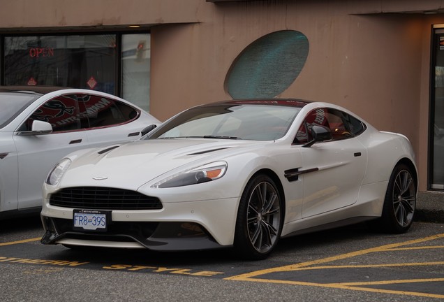 Aston Martin Vanquish 2013