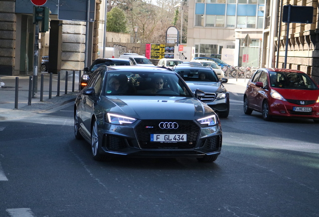 Audi RS4 Avant B9