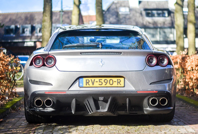 Ferrari GTC4Lusso