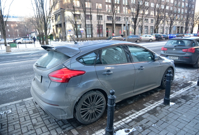 Ford Focus RS 2015