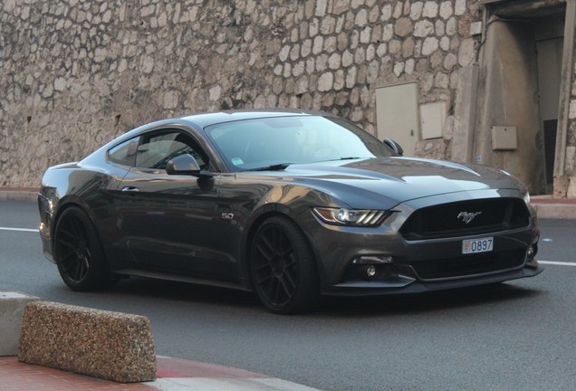 Ford Mustang GT 2015