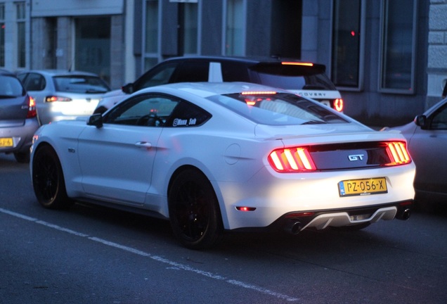 Ford Mustang GT 2015