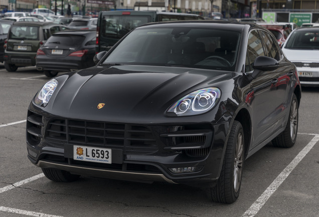 Porsche 95B Macan Turbo