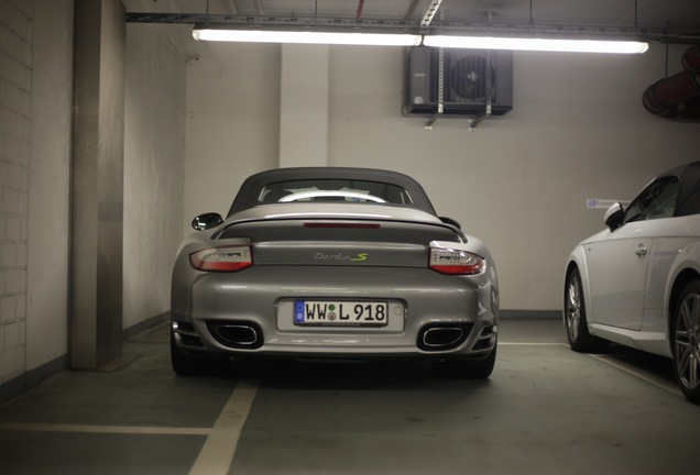 Porsche 997 Turbo S Cabriolet 918 Spyder Edition