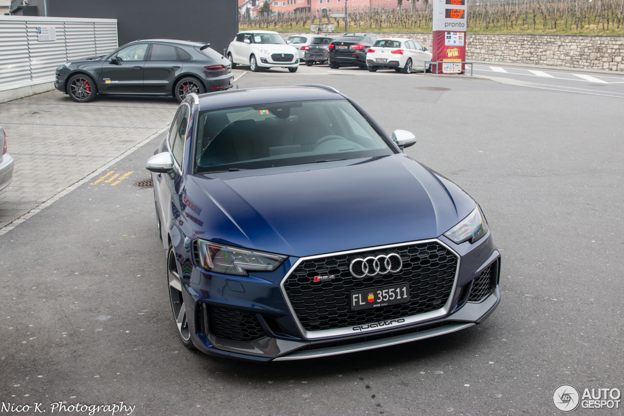 Audi RS4 Avant B9