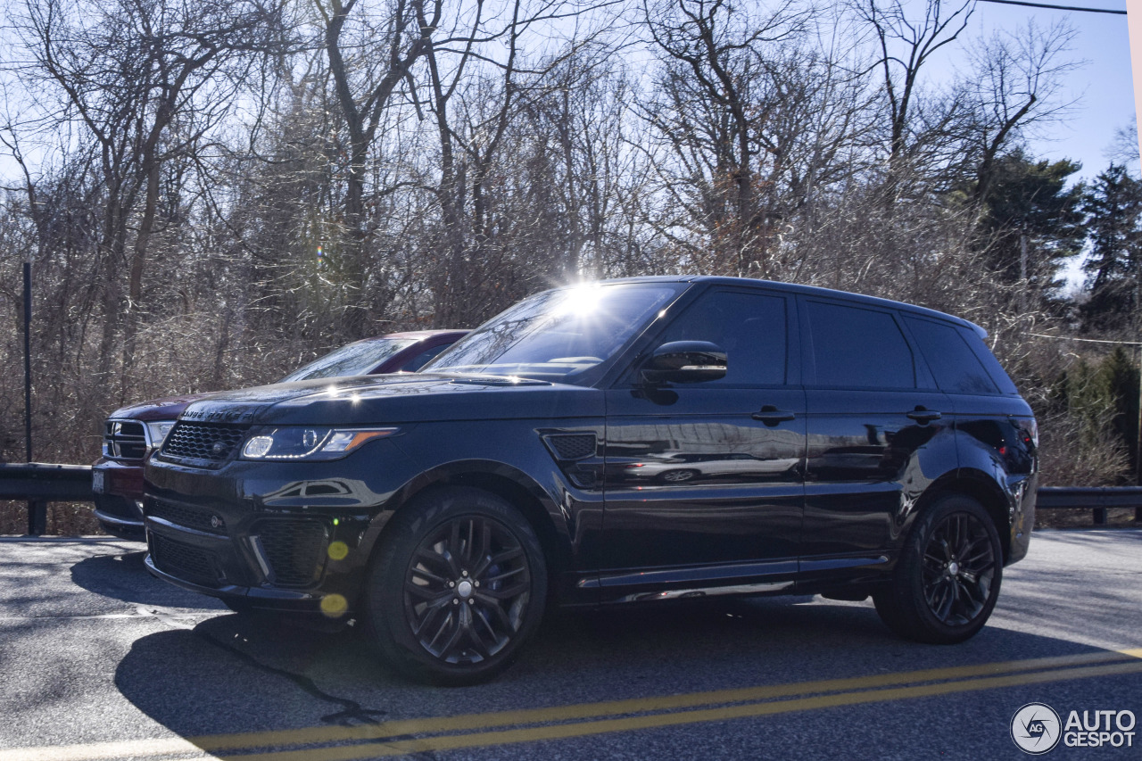 Land Rover Range Rover Sport SVR