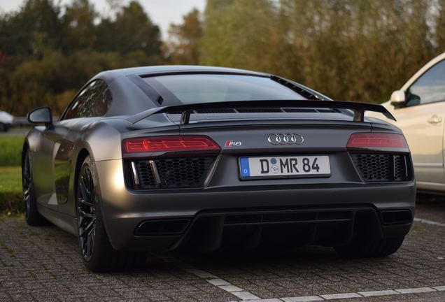 Audi R8 V10 Plus 2015