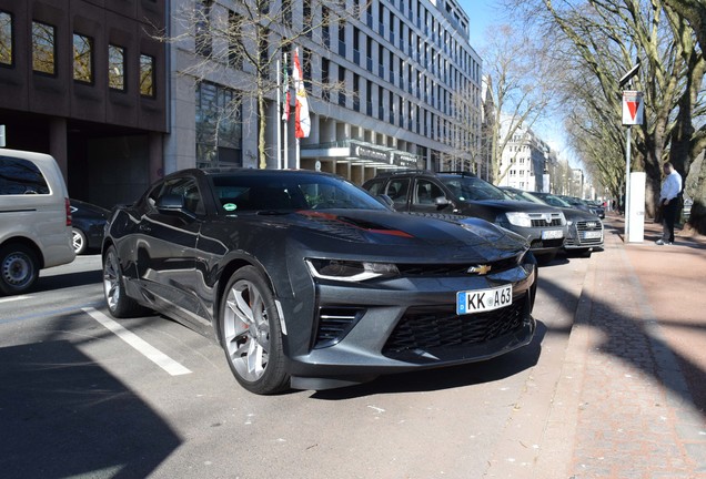 Chevrolet Camaro SS 2016 50th Anniversary