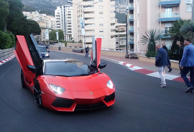 Lamborghini Aventador LP700-4