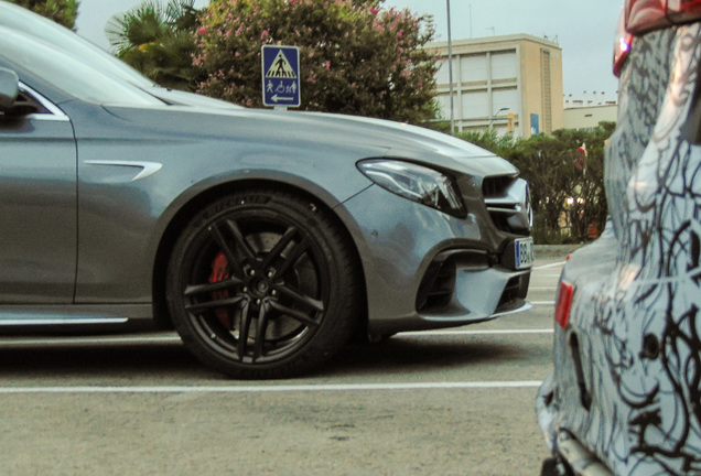 Mercedes-AMG E 63 S W213