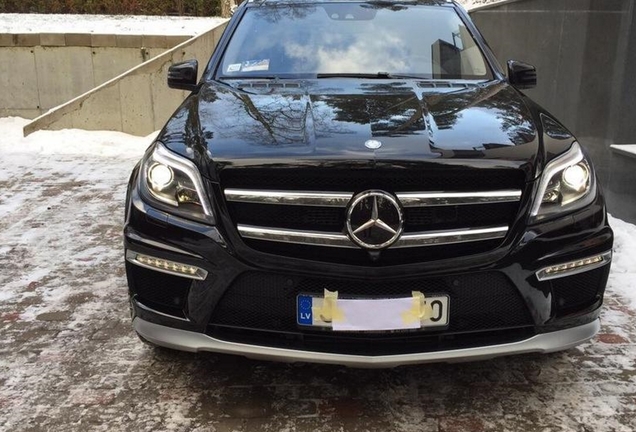 Mercedes-Benz GL 63 AMG X166