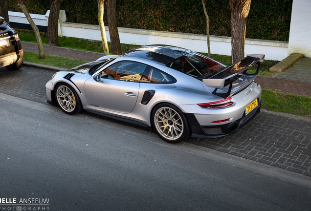 Porsche 991 GT2 RS Weissach Package