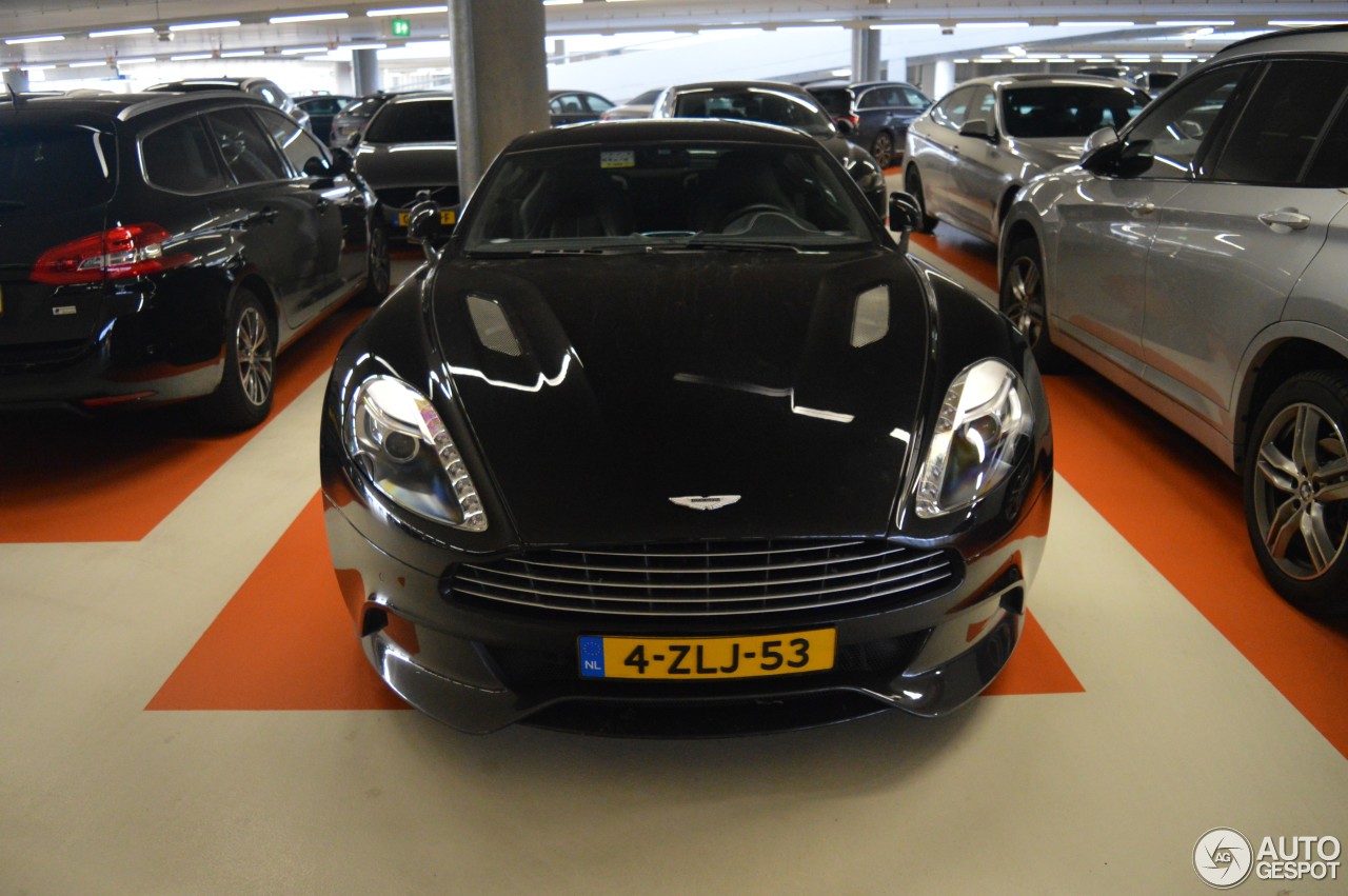 Aston Martin Vanquish 2013