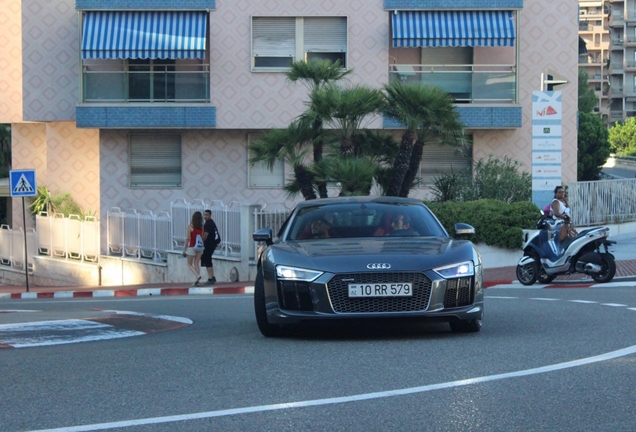 Audi R8 V10 Plus 2015