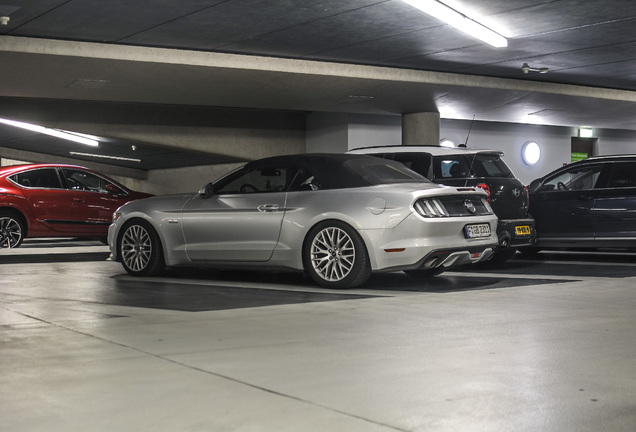 Ford Mustang GT Convertible 2015