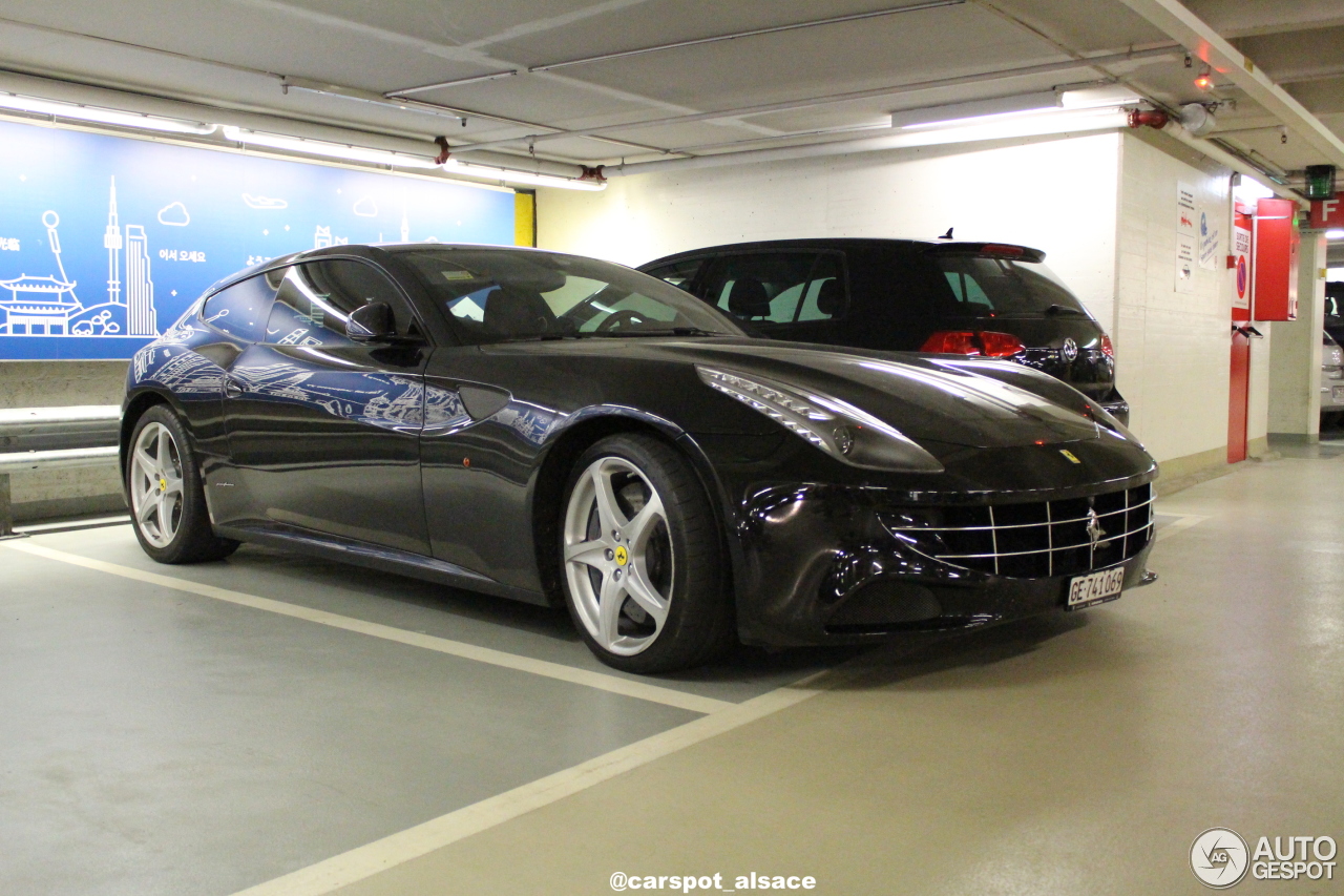 Ferrari FF