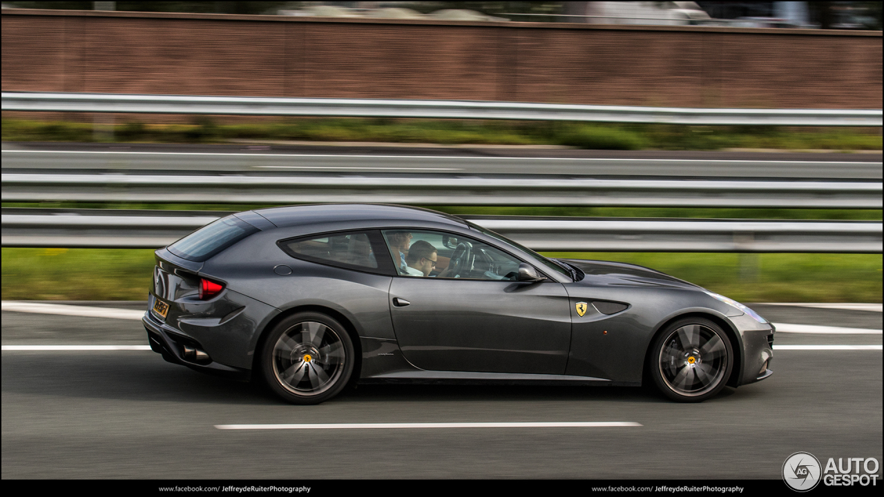 Ferrari FF