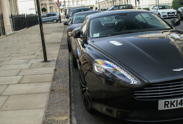 Aston Martin DB9 2013