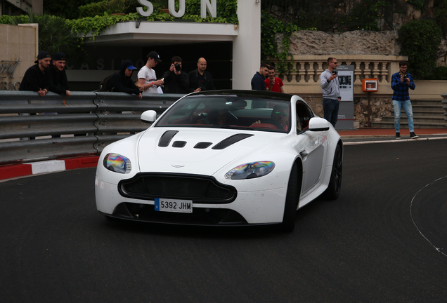 Aston Martin V12 Vantage S