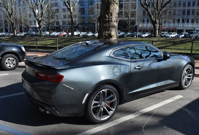 Chevrolet Camaro SS 2016 50th Anniversary