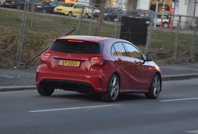 Mercedes-AMG A 45 W176 2015