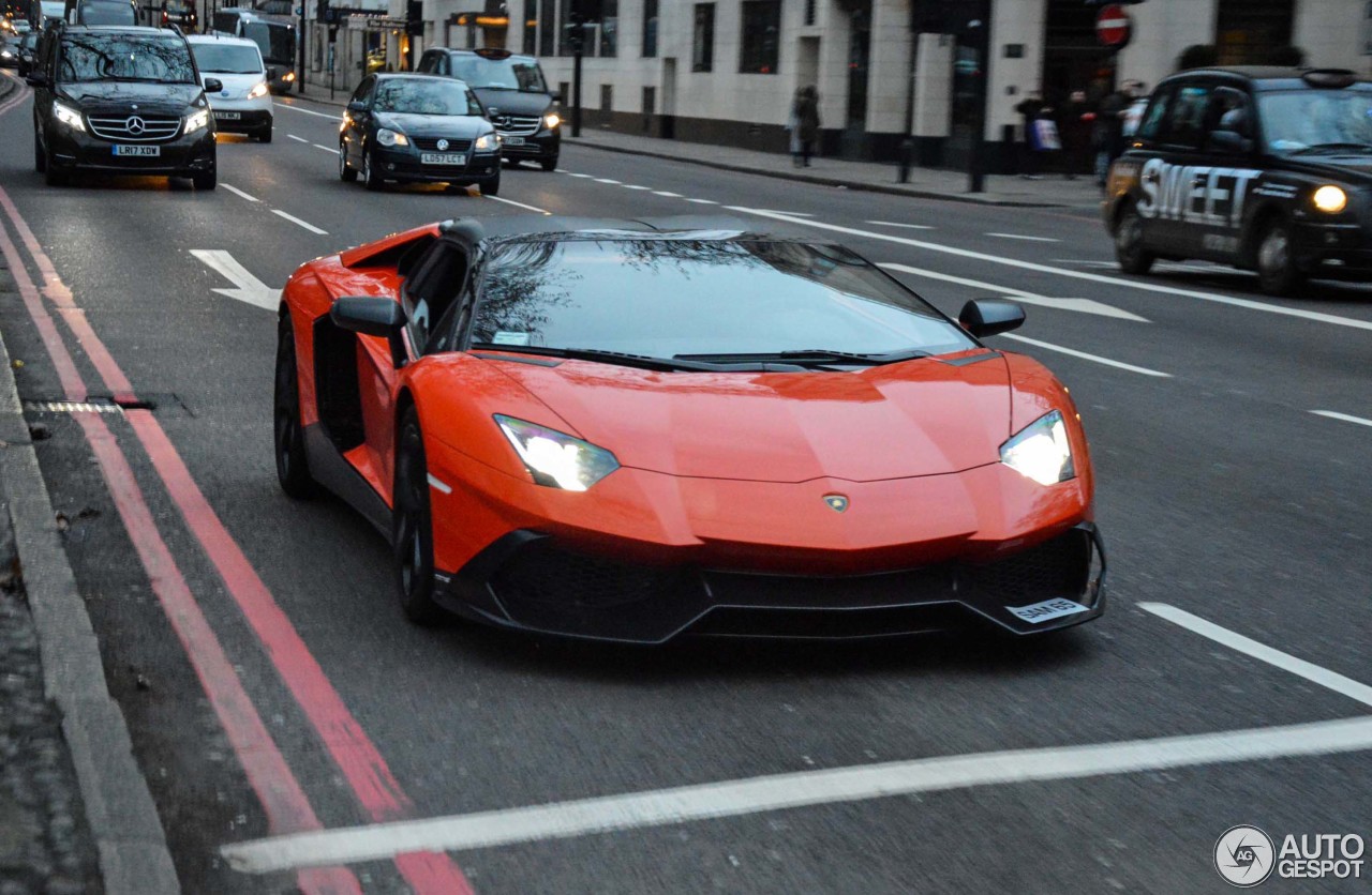 Lamborghini Aventador LP720-4 Roadster 50° Anniversario