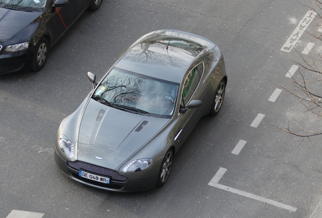 Aston Martin V8 Vantage