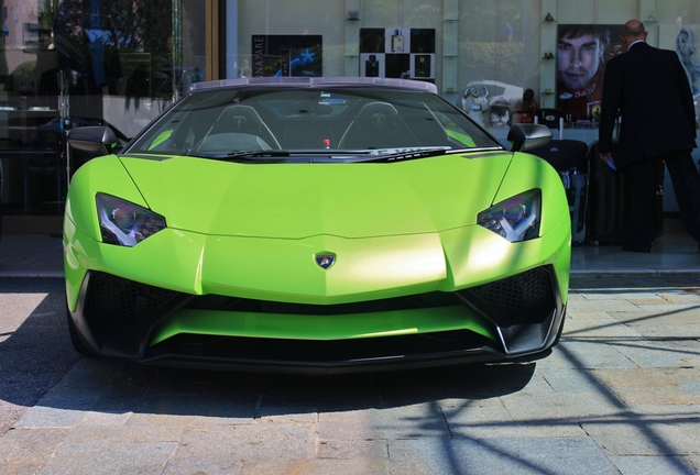 Lamborghini Aventador LP750-4 SuperVeloce Roadster