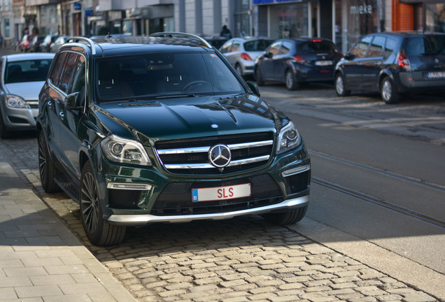 Mercedes-Benz GL 63 AMG X166