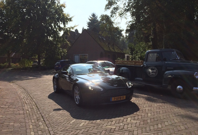 Aston Martin V8 Vantage