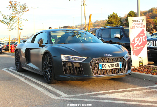 Audi R8 V10 Plus 2015