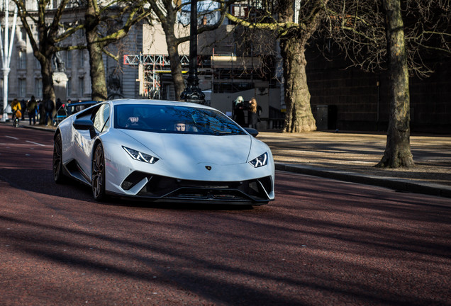 Lamborghini Huracán LP640-4 Performante