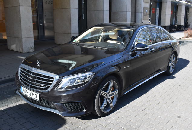 Mercedes-Benz S 63 AMG V222