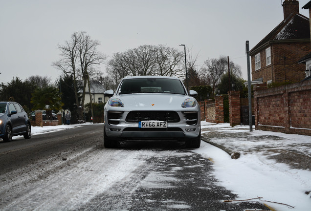 Porsche 95B Macan GTS