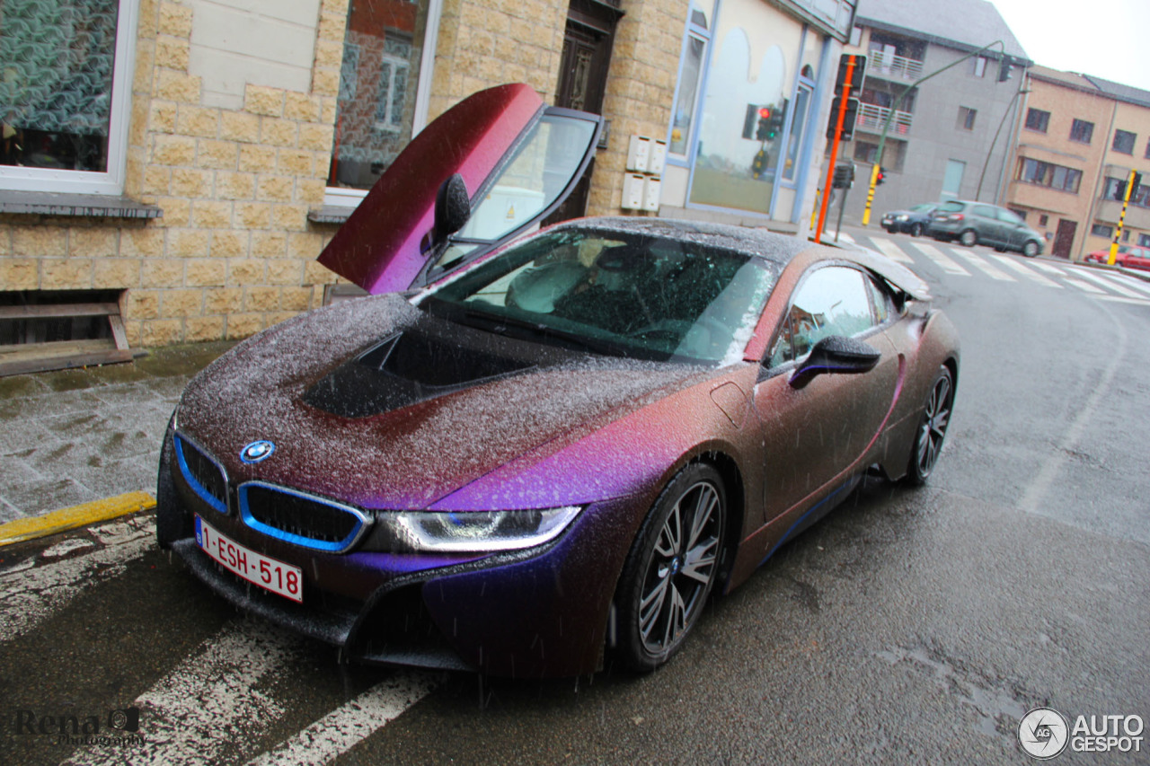 BMW i8