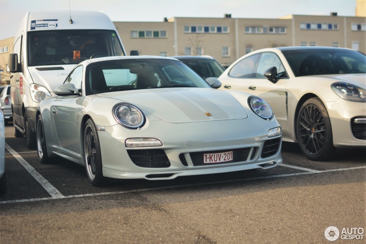 Porsche 911 Sport Classic