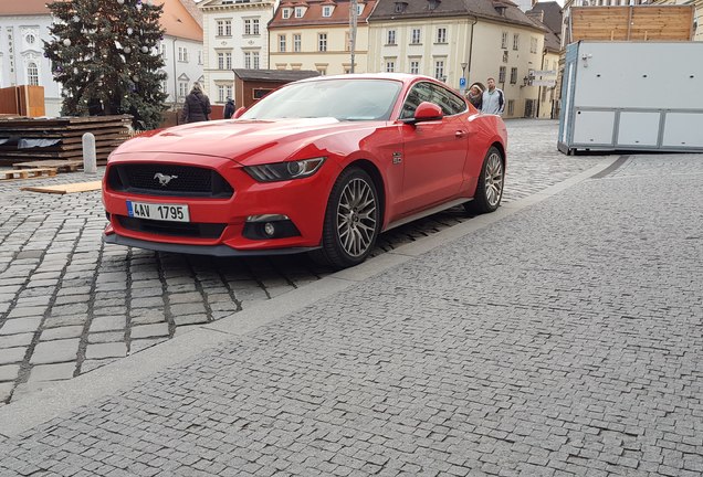 Ford Mustang GT 2015