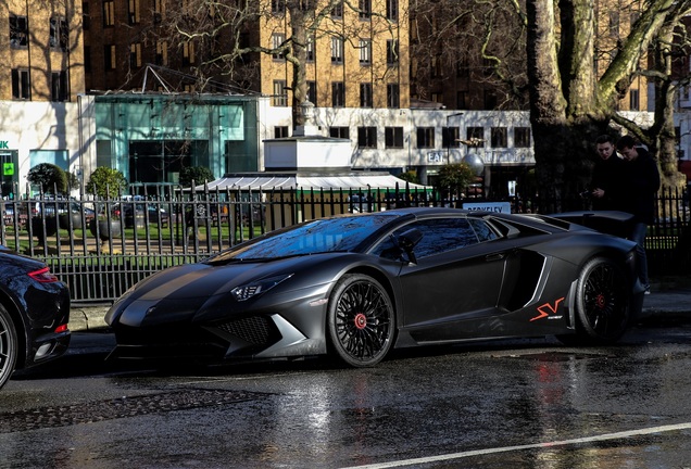 Lamborghini Aventador LP750-4 SuperVeloce Roadster