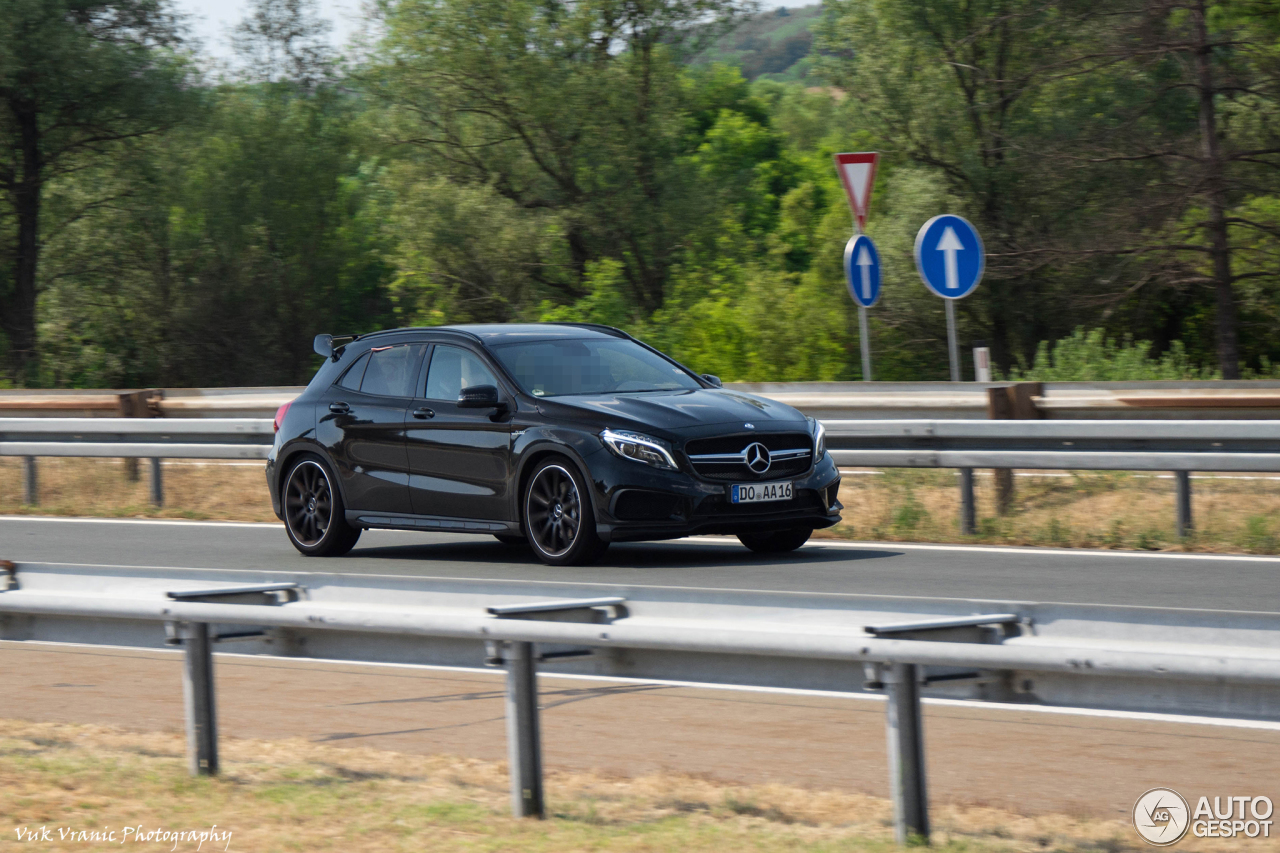 Mercedes-AMG GLA 45 X156