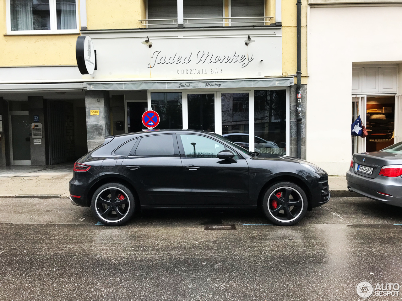 Porsche 95B Macan Turbo