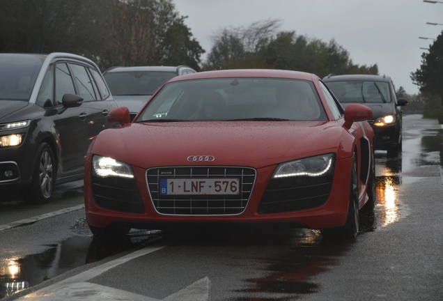 Audi R8 V10