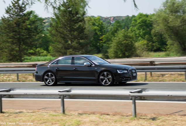 Audi S8 D4